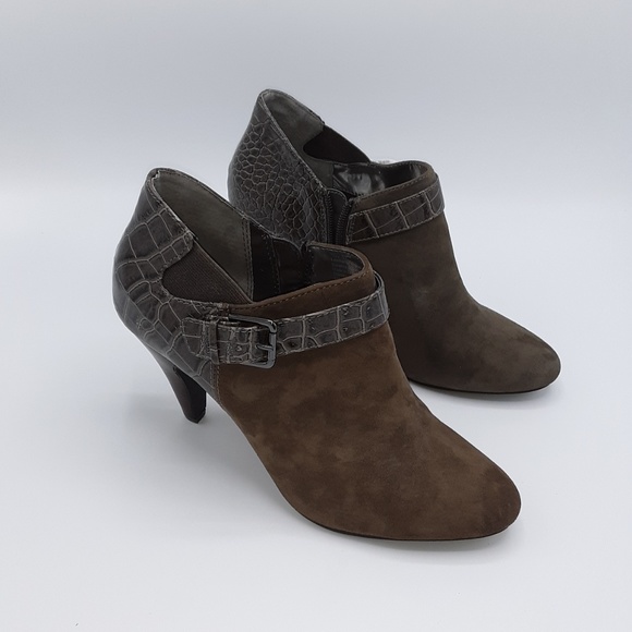 Alfani Shirlee Grey Suede Croc/LeatherAnkle Boots - Picture 3 of 7